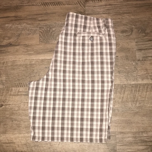 Brown & White Plaid Shorts 36 - Picture 3 of 3